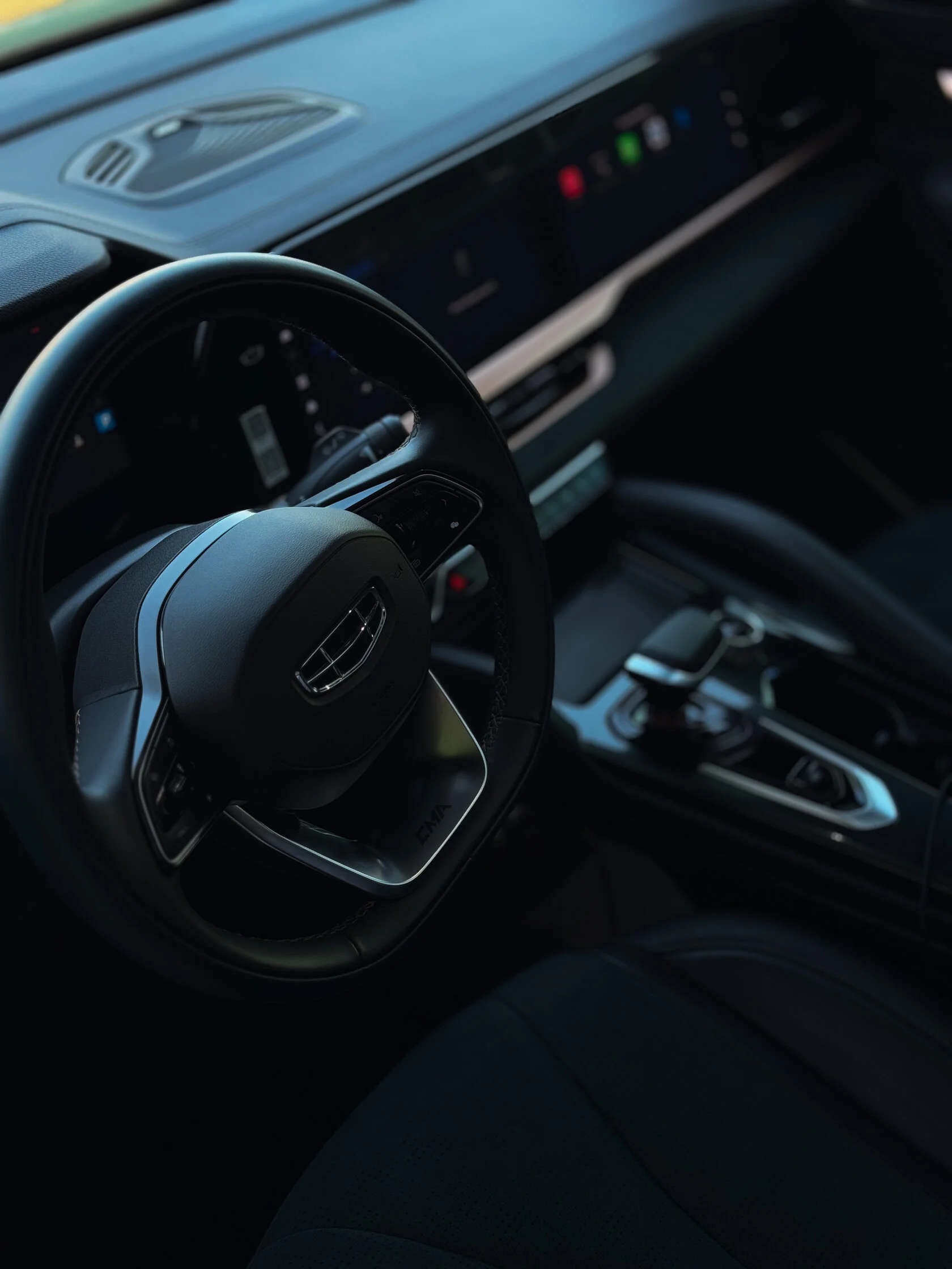 Geely Monjaro — фото 3