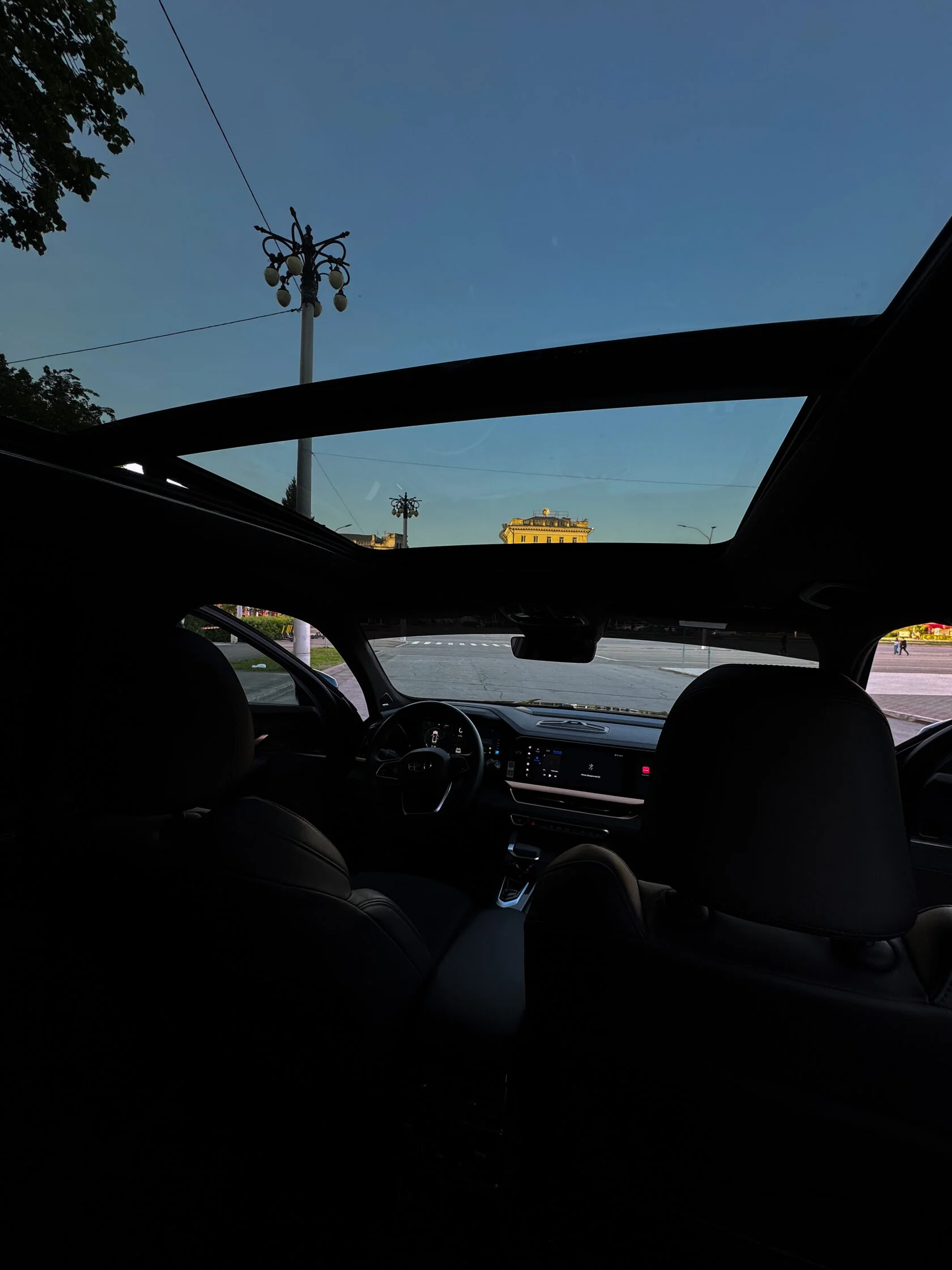 Geely Monjaro — фото 6