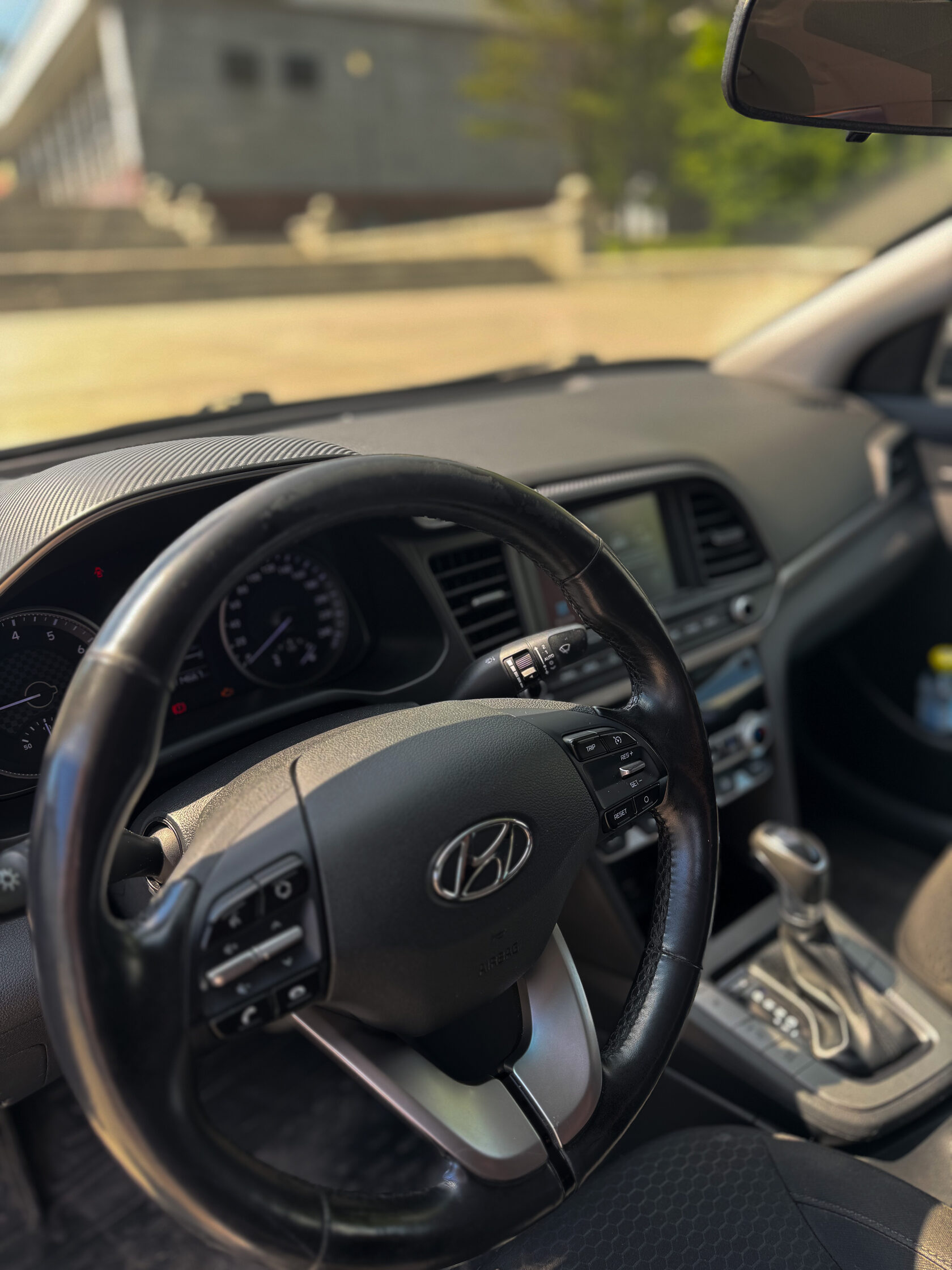 Hyindai Elantra — фото 3