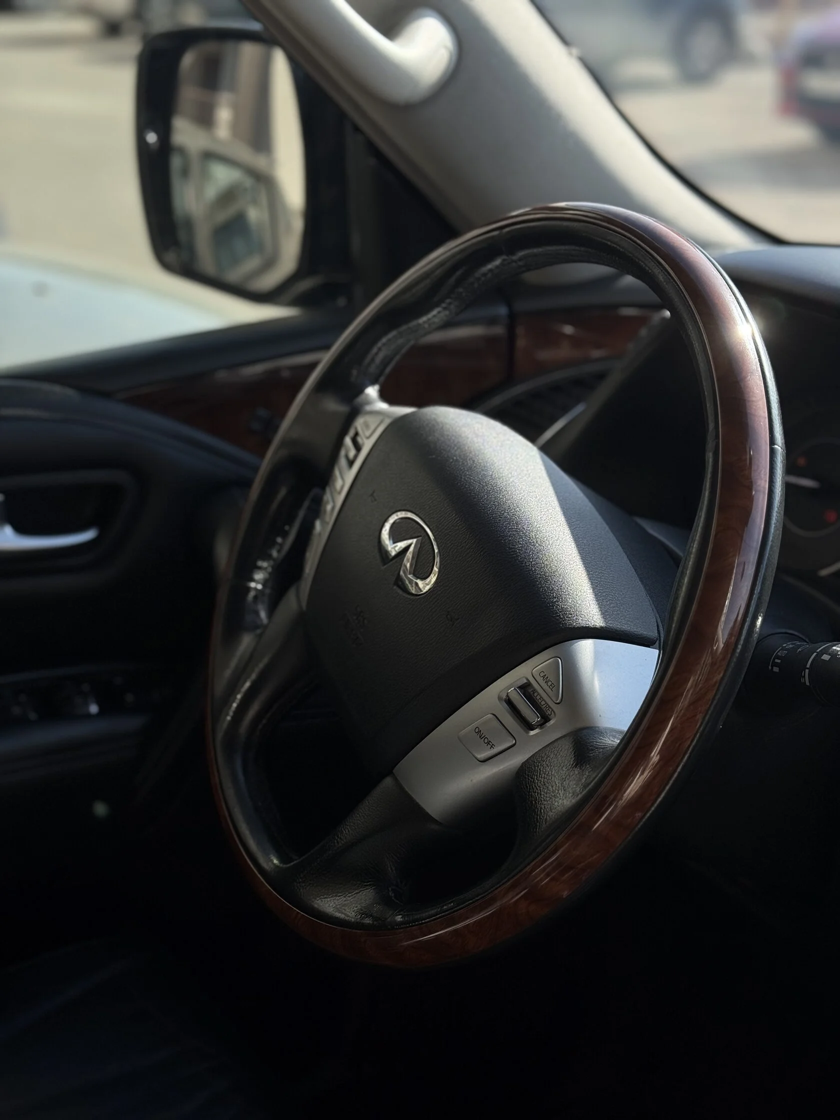 Infiniti QX80 — фото 3