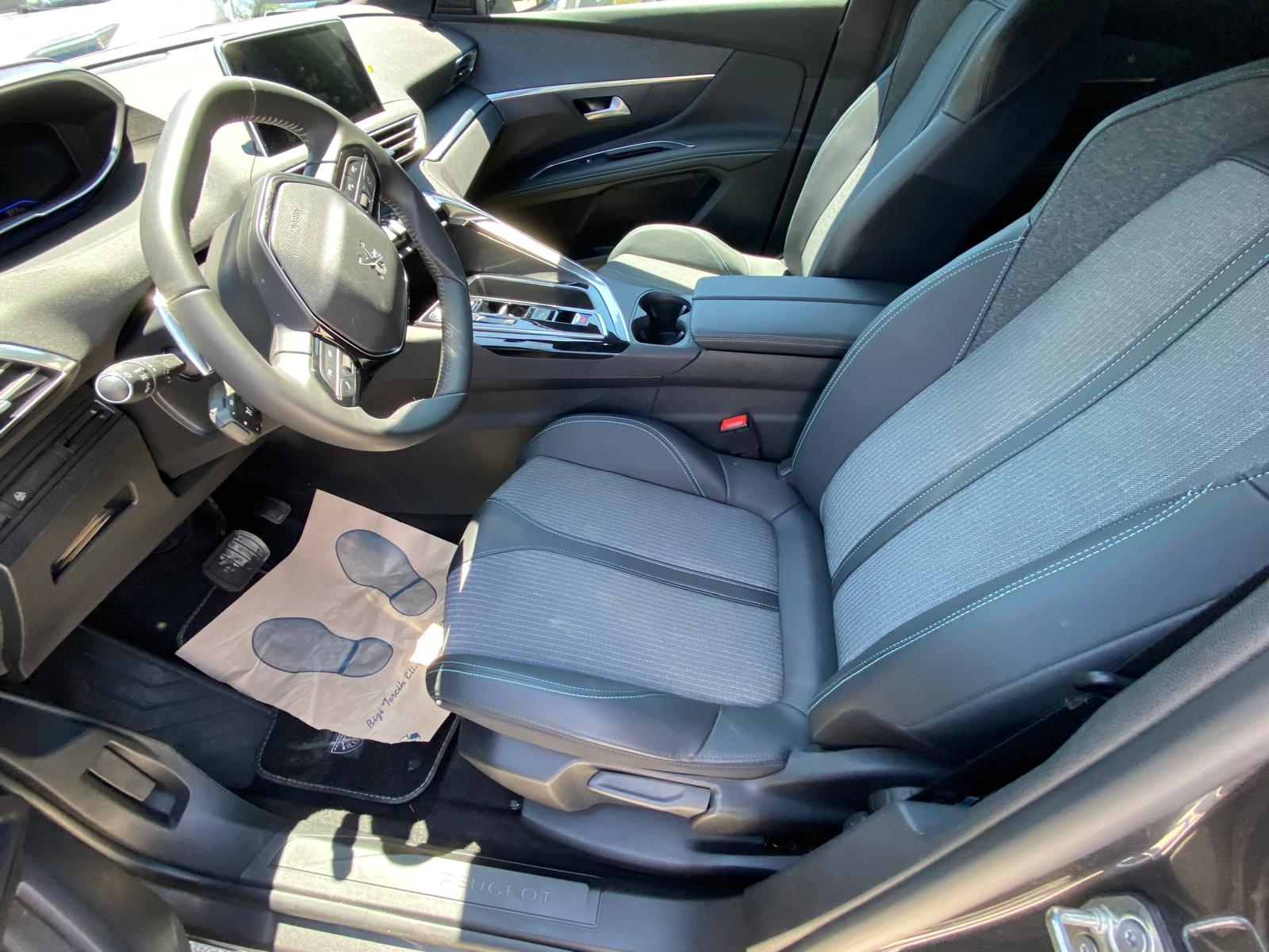 Peugeot 3008 2024 — фото 3