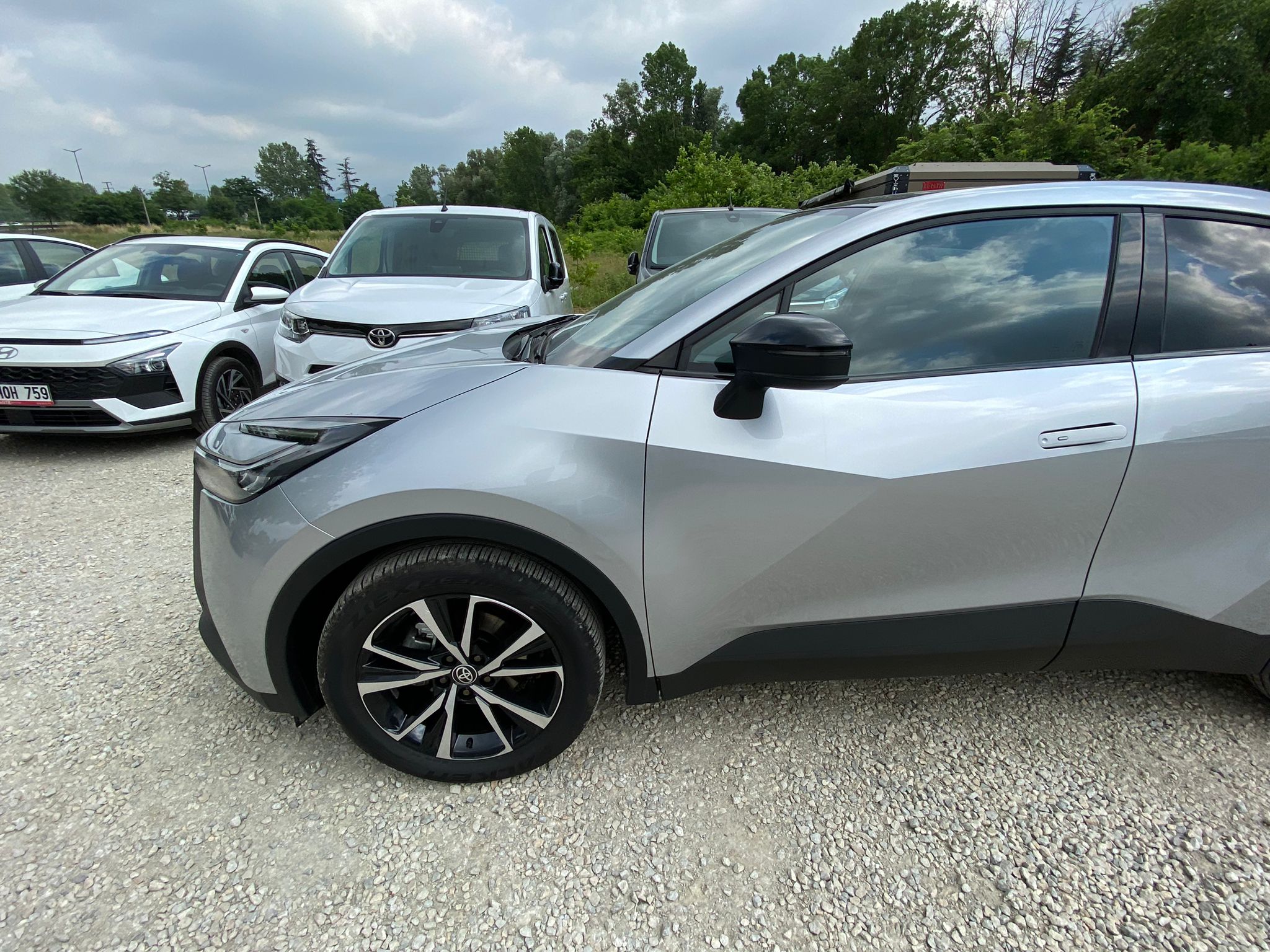 Toyota C-HR 2024 — фото 2