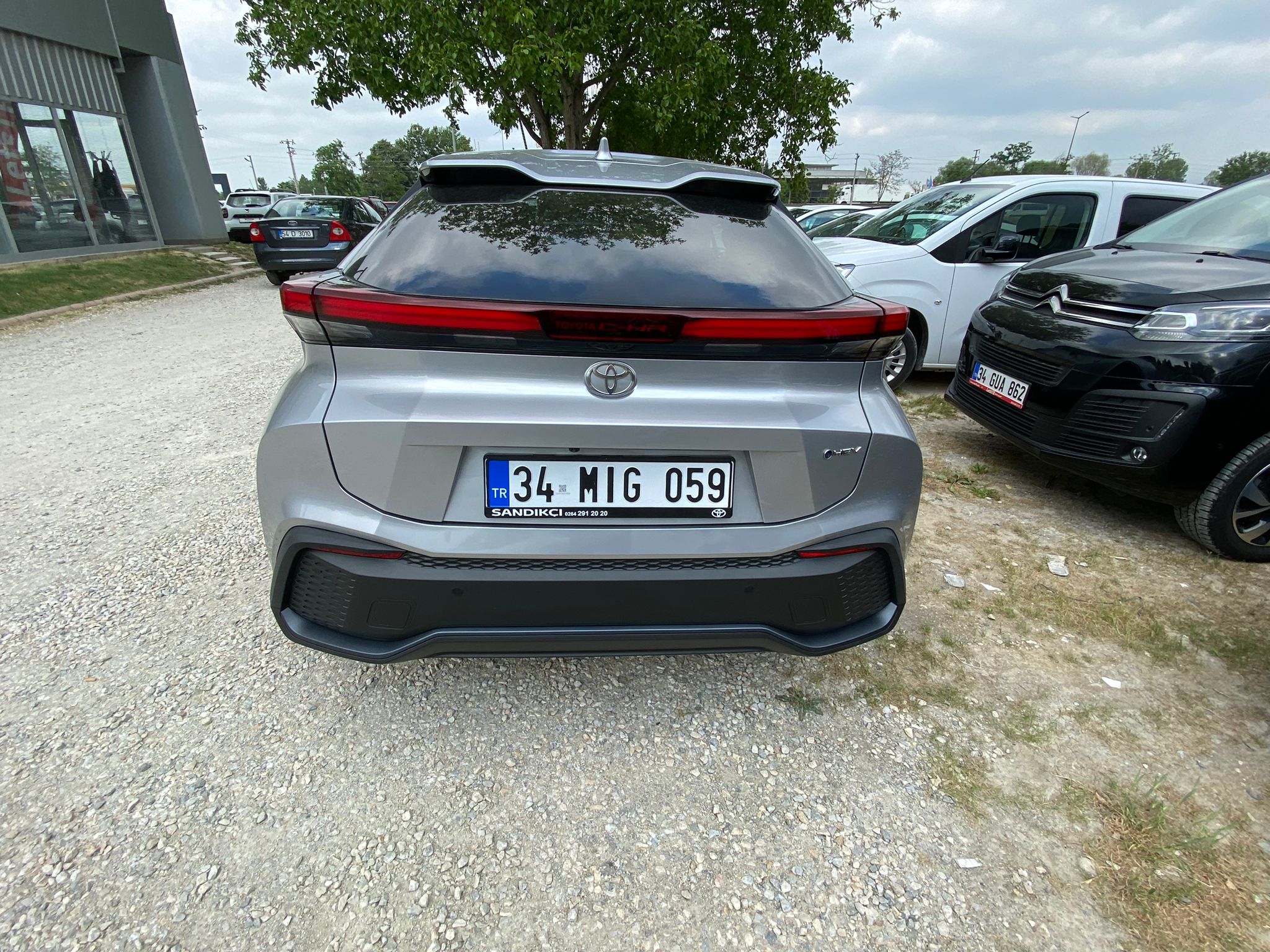 Toyota C-HR 2024 — фото 3