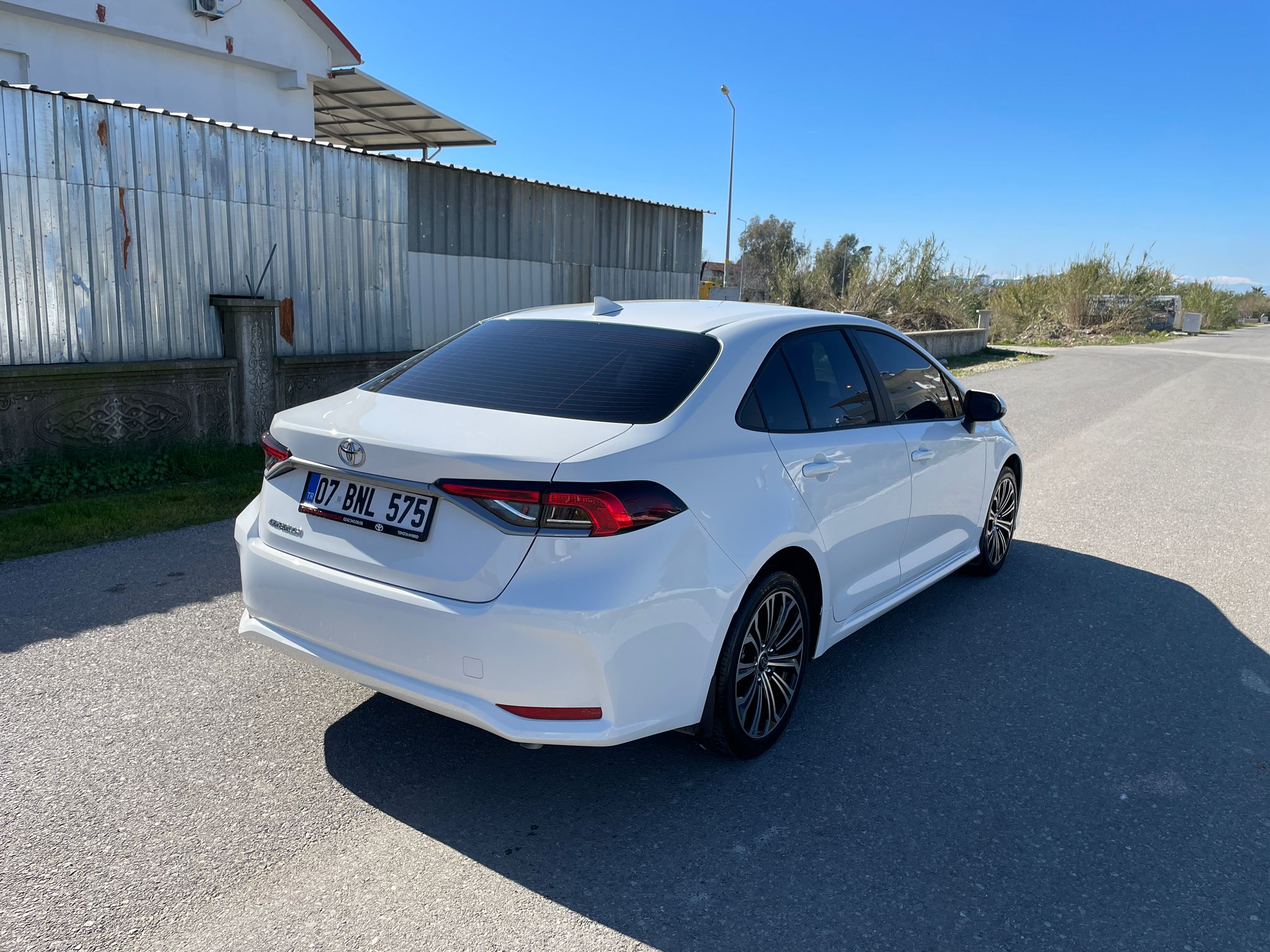 Toyota Corolla — фото 3