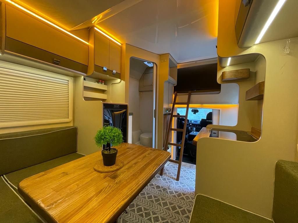 Volkswagen Caravan — фото 5